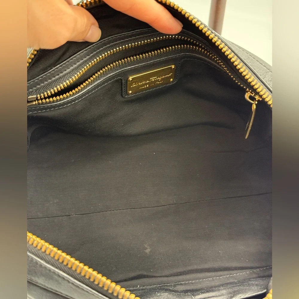 Salvatore Ferragamo Gancini Black Leather Shoulder Bag - Picture 11 of 14